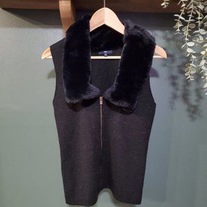 Gap | Sleeveless Faux Fur Collared Sweater-Vest